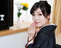 PacoPacoMama com 021117_025 - Sayuri Maesawa - Sex With A Beautiful Widow In Mourning Dress (720p)