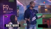 Bigg Boss 12 (2018) Hindi - EP26 (OCT 12) - 720p - HDTV - x264 - 500MB -  AAC <span style=color:#39a8bb>- MovCr</span>