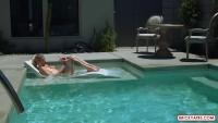 BrickYates 20-07-07 Maddison Girlfriend Squirts In The Pool XXX 1080p MP4-WEIRD[XC]