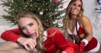 OnlyFans - Aj Applegate Kelsi Monroe Santa Cums For a Holiday Threesome [720p] [2022]