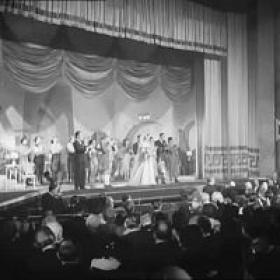 The Wedding of Lilli Marlene 1953 DVDRip 600MB h264 MP4<span style=color:#39a8bb>-Zoetrope[TGx]</span>