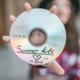 Various Artists - Summer Hits on Repeat (2023) Mp3 320kbps [PMEDIA] ⭐️
