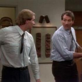 Married With Children S01E10 WEB x264<span style=color:#39a8bb>-TORRENTGALAXY[TGx]</span>